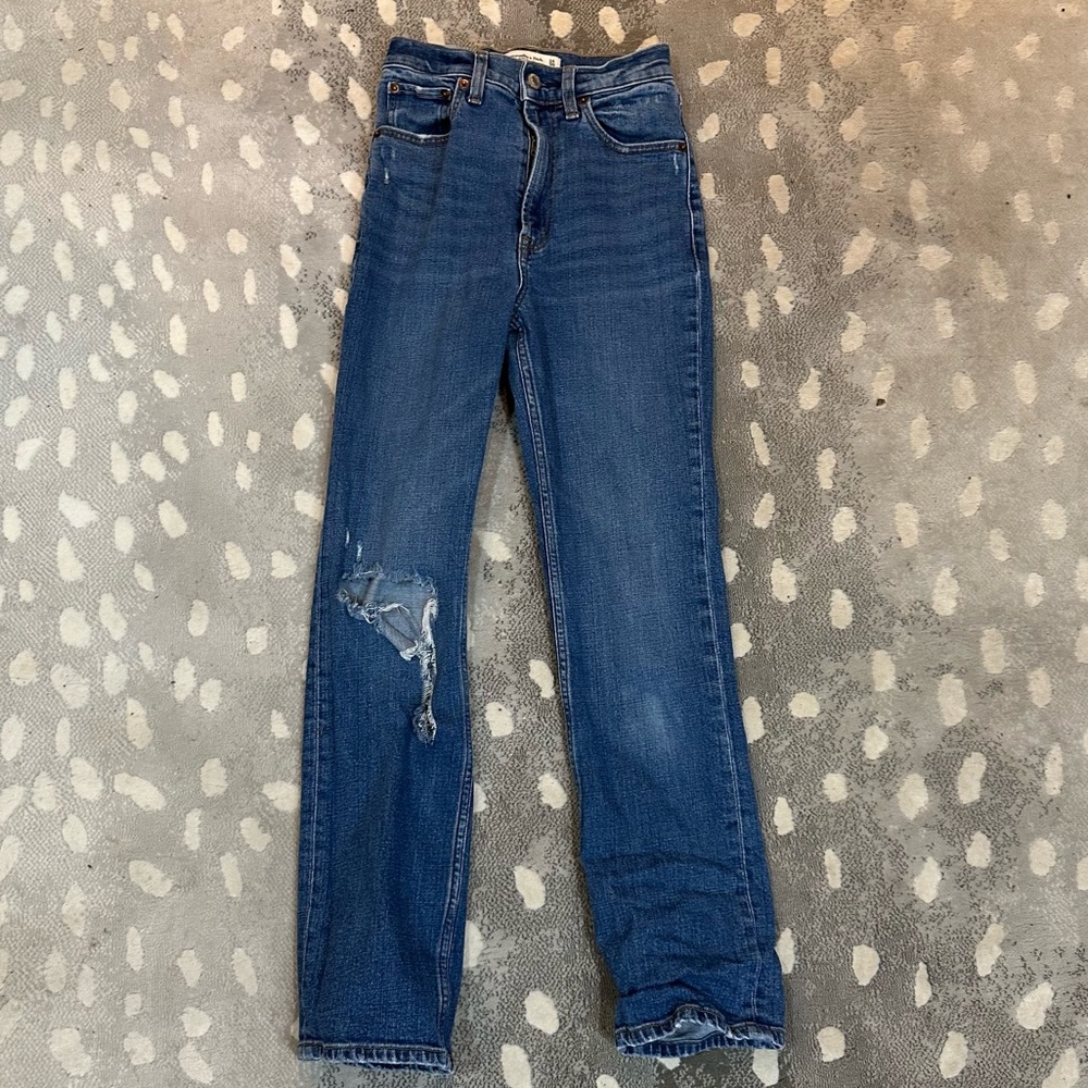 Abercrombie & Fitch The Ankle Straight Ultra High Rise jeans